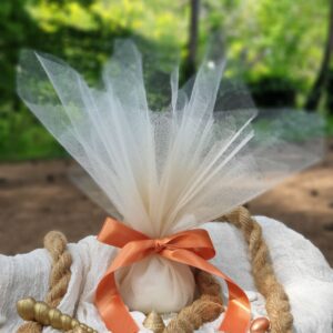 Μπομπονιέρα Γάμου τούλινη με Boho πορτοκαλί κορδέλα