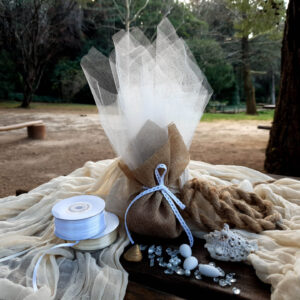 Μπομπονιέρα Γάμου Καμβάς με Τούλι