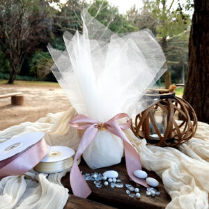 Μπομπονιέρα Γάμου Τούλι με Καρδιά