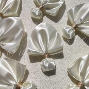 Μπομπονιέρα Γάμου με Σατέν Ιβουάρ Ύφασμα