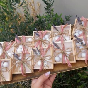 Μπομπονιέρα Γάμου Κουτάκι με Λεβάντα