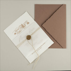 Προσκλητήριο Γάμου σε Καφέ Απόχρωση με Εκκλησία