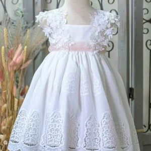 Βαπτιστικό Φόρεμα Κιπούρ σε Λευκό Bebe en Rose